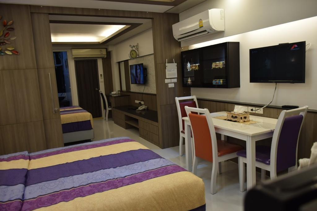 Family Suite Room Pratunam Bangkok Exterior photo