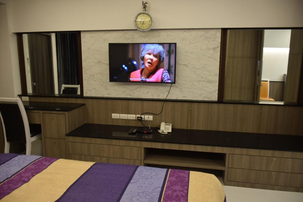 Family Suite Room Pratunam Bangkok Exterior photo